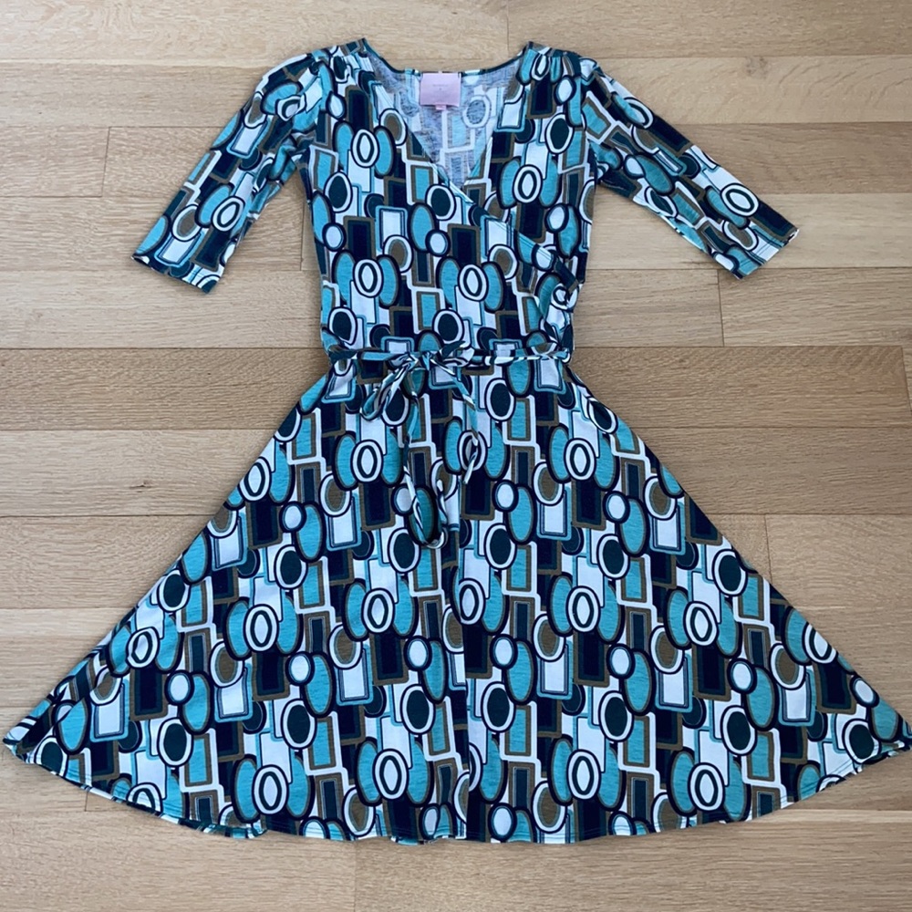 Romeo & Juliet Couture Faux Wrap Midi Dress